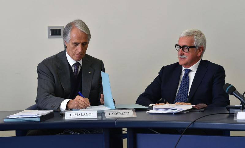 insiemecontroilcancromezzelanigmt0055 insiemecontroilcancromezzelanigmt0055