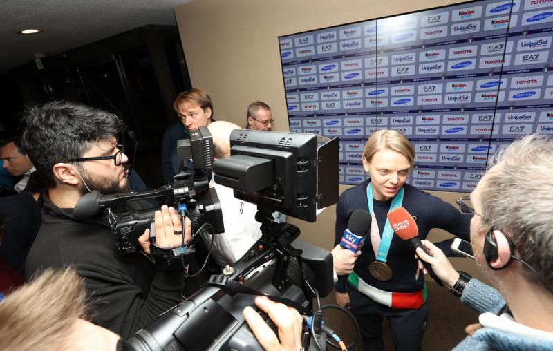 180223_011_fontana_festeggiamenti_casa_ita_pagliaricci_-_gmt_20180223_1317648615 180223_011_fontana_festeggiamenti_casa_ita_pagliaricci_-_gmt_20180223_1317648615