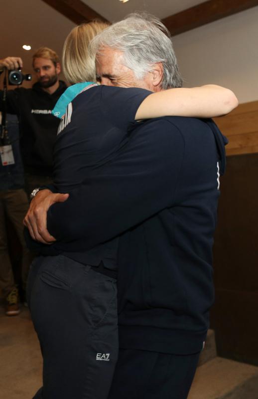 180223_021_fontana_festeggiamenti_casa_ita_pagliaricci_-_gmt_20180223_1369082873 180223_021_fontana_festeggiamenti_casa_ita_pagliaricci_-_gmt_20180223_1369082873