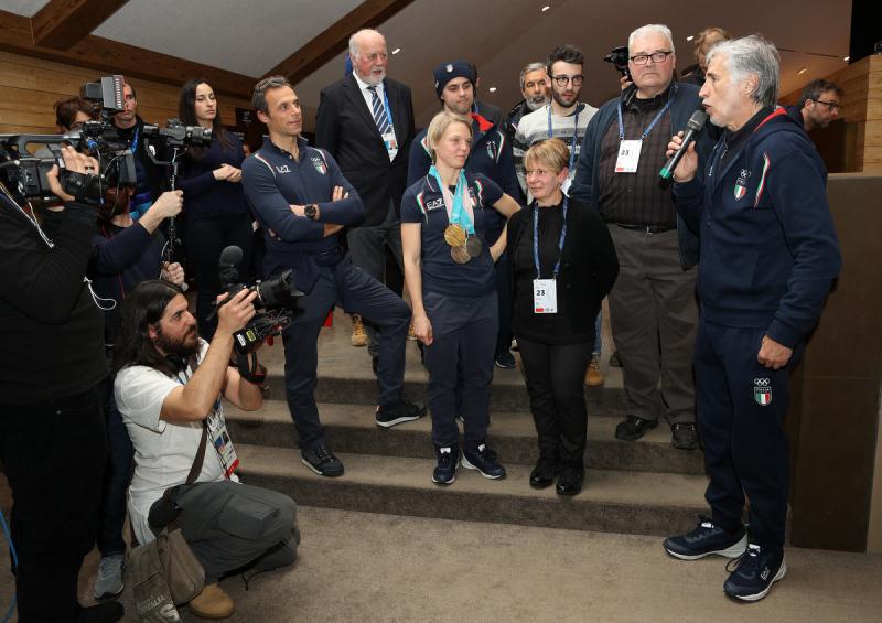 180223_024_fontana_festeggiamenti_casa_ita_pagliaricci_-_gmt_20180223_1676697167 180223_024_fontana_festeggiamenti_casa_ita_pagliaricci_-_gmt_20180223_1676697167