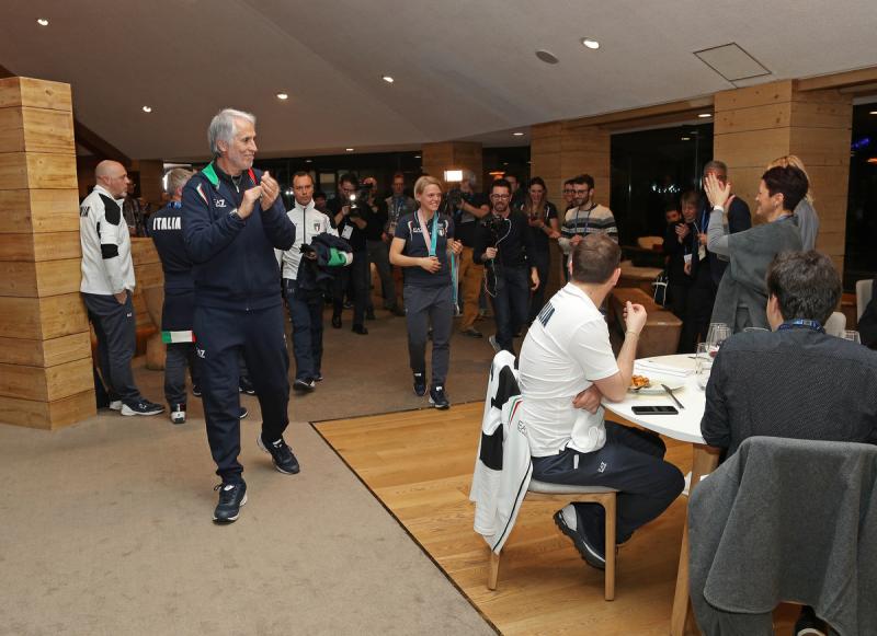 180223_030_fontana_festeggiamenti_casa_ita_pagliaricci_-_gmt_20180223_1851227182 180223_030_fontana_festeggiamenti_casa_ita_pagliaricci_-_gmt_20180223_1851227182