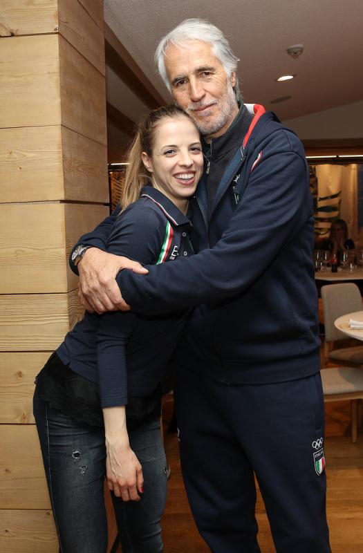 180223_039_fontana_festeggiamenti_casa_ita_pagliaricci_-_gmt_20180223_2057758342 180223_039_fontana_festeggiamenti_casa_ita_pagliaricci_-_gmt_20180223_2057758342