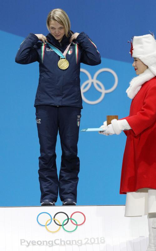 180214_023_fontana_medal_plaza_pagliaricci_-_gmt_20180214_1744094190 180214_023_fontana_medal_plaza_pagliaricci_-_gmt_20180214_1744094190