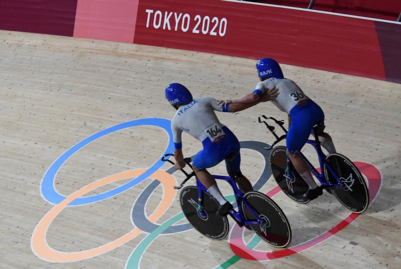 Ciclismo Pista ORO foto Sirotti GMT DSC_2923 copia Ciclismo Pista ORO foto Sirotti GMT DSC_2923 copia