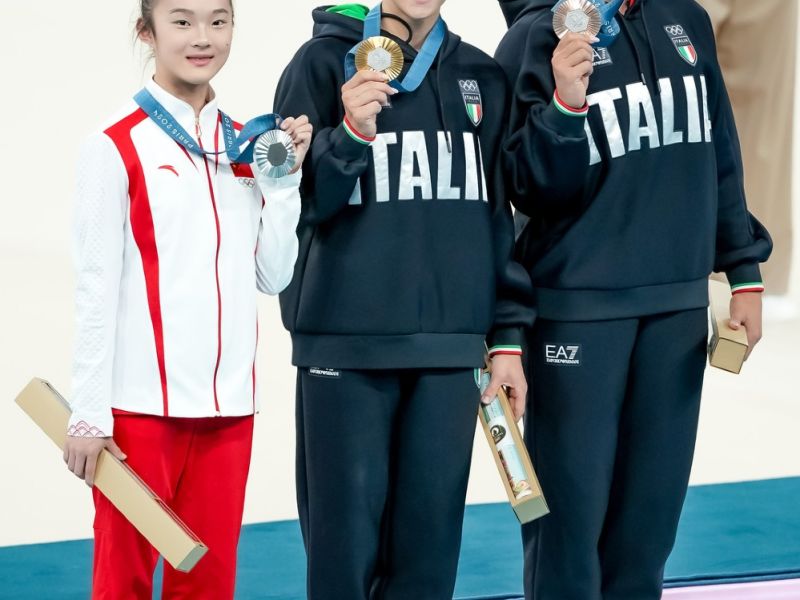 oro bronzo trave ginnastica artistica femminile d   amato alice esposito manila sfb07751 copia simone ferraro ph oro bronzo trave ginnastica artistica femminile d   amato alice esposito manila sfb07751 copia simone ferraro ph