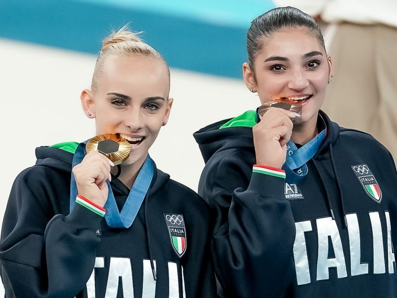 oro bronzo trave ginnastica artistica femminile d   amato alice esposito manila sfb07834 copia simone ferraro ph oro bronzo trave ginnastica artistica femminile d   amato alice esposito manila sfb07834 copia simone ferraro ph
