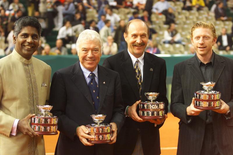 Nicola Pietrangeli (6) Nicola Pietrangeli (6)