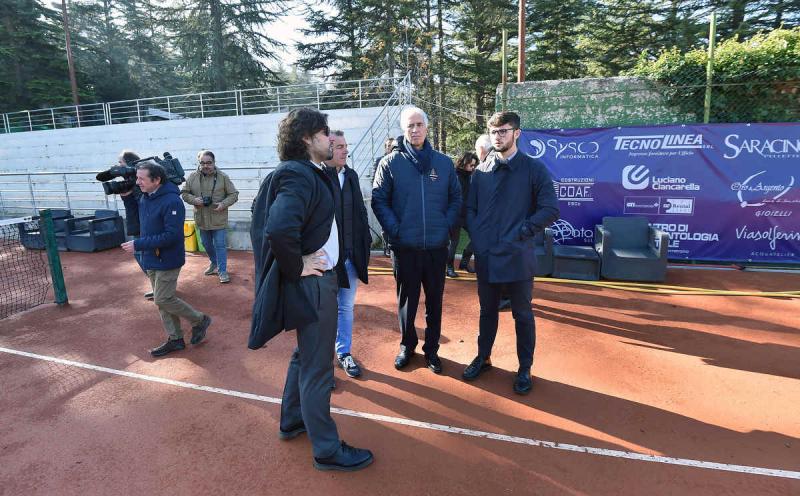 laquilamezzelanigmt06_20191126_1753200734 laquilamezzelanigmt06_20191126_1753200734