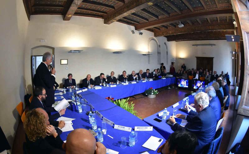 laquilamezzelanigmt42_20191126_1108503116 laquilamezzelanigmt42_20191126_1108503116