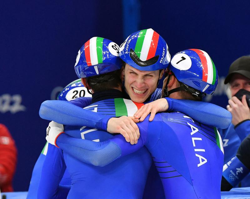 staffetta di bronzo foto mezzelani gmt121 staffetta di bronzo foto mezzelani gmt121