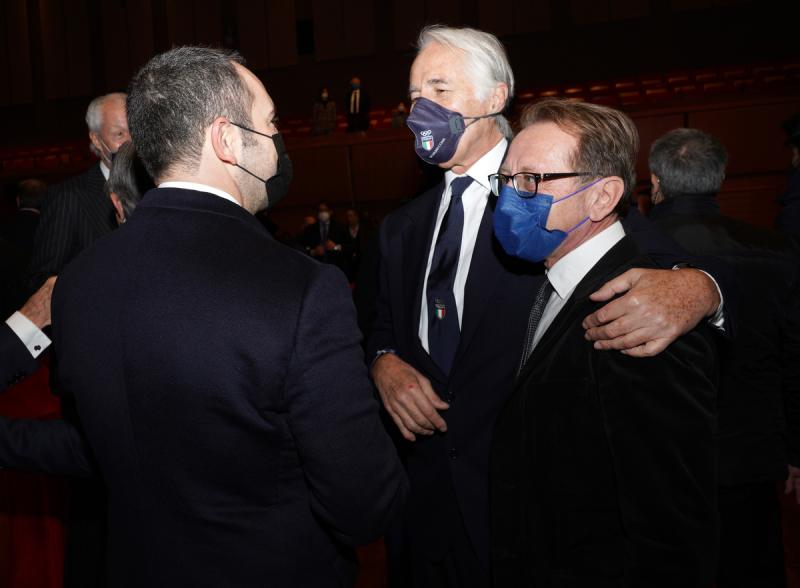 00 Collari Oro Foto Luca Pagliaricci LUP01581 copia 00 Collari Oro Foto Luca Pagliaricci LUP01581 copia