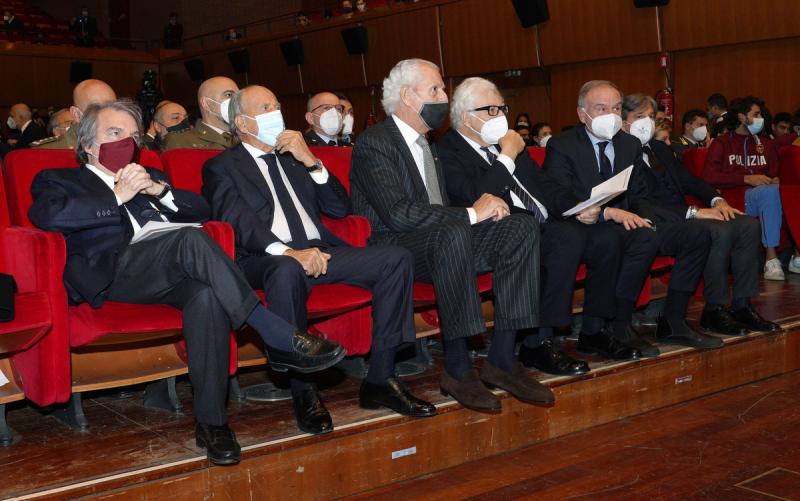 00 Collari Oro Foto Luca Pagliaricci LUP01845 copia 00 Collari Oro Foto Luca Pagliaricci LUP01845 copia