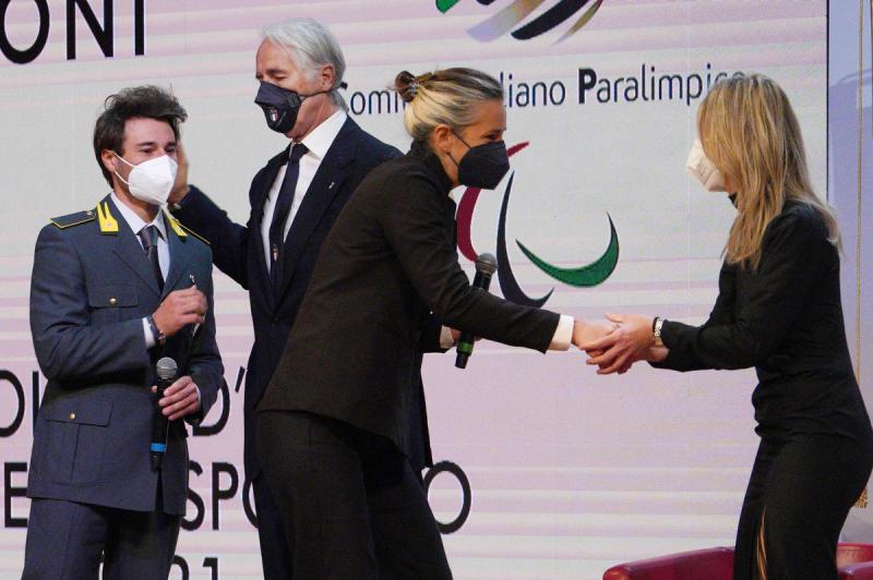 02 Vela Collari Oro Foto Luca Pagliaricci LUP01742 copia 02 Vela Collari Oro Foto Luca Pagliaricci LUP01742 copia