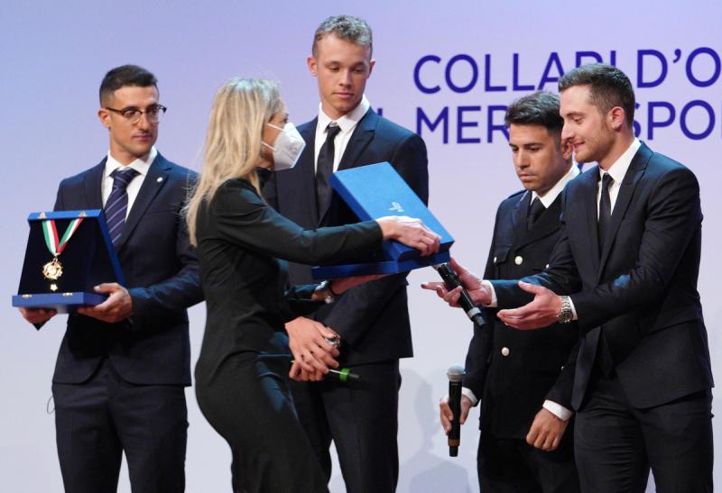 06 Ciclismo Collari Oro Foto Luca Pagliaricci LUP02093 copia 06 Ciclismo Collari Oro Foto Luca Pagliaricci LUP02093 copia