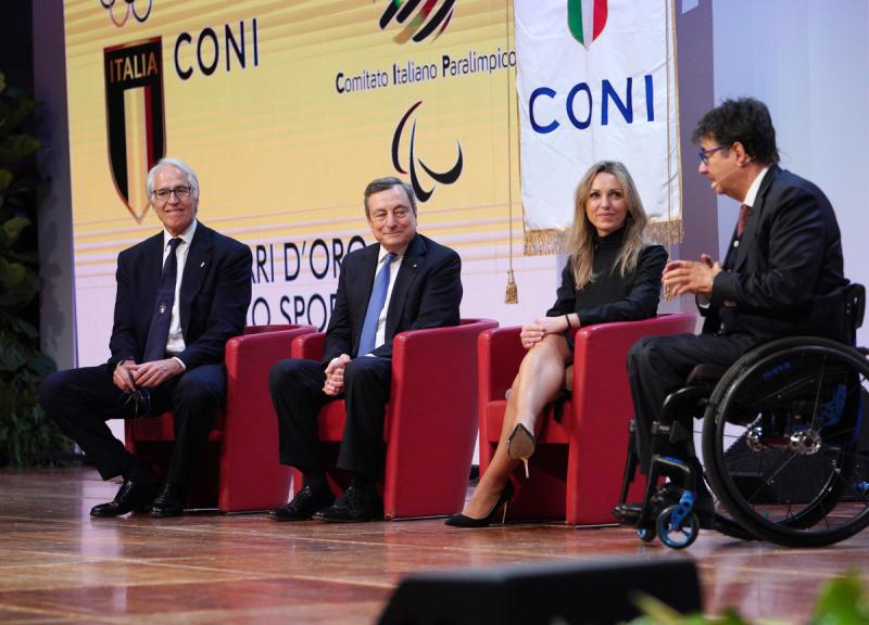 16 Personalita Collari Oro Foto Luca Pagliaricci LUP02774 copia 16 Personalita Collari Oro Foto Luca Pagliaricci LUP02774 copia