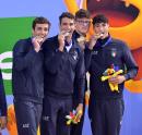 NUOTO 4x100 U ORO foto Simone Ferraro SFA_5200 copia