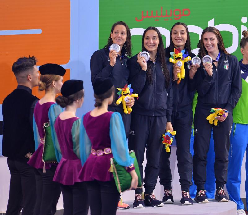 NUOTO 4x200 D ARGENTO foto Simone Ferraro SFA_5087 copia NUOTO 4x200 D ARGENTO foto Simone Ferraro SFA_5087 copia