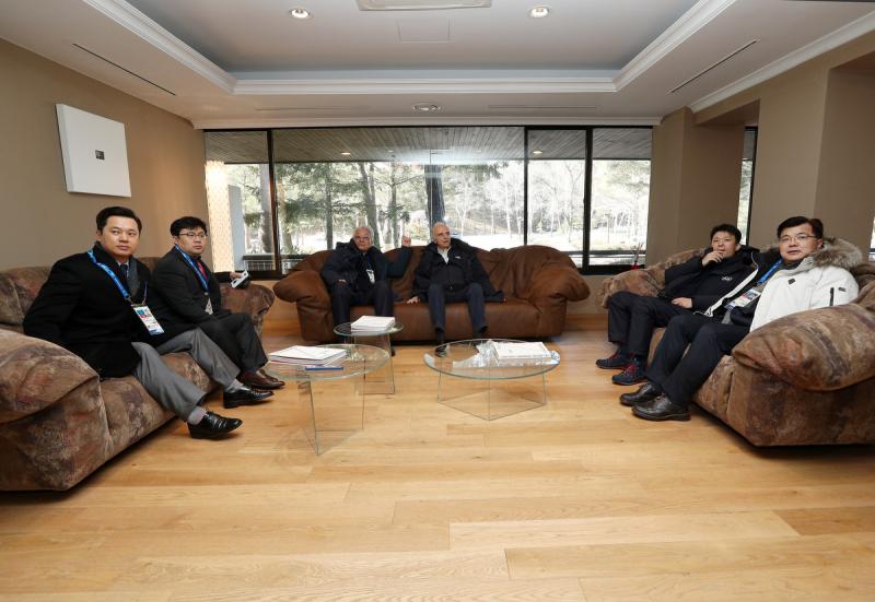 180212_006_rappresentanti_coreani_casa_italia_pagliaricci_-_gmt_20180212_1325598633 180212_006_rappresentanti_coreani_casa_italia_pagliaricci_-_gmt_20180212_1325598633