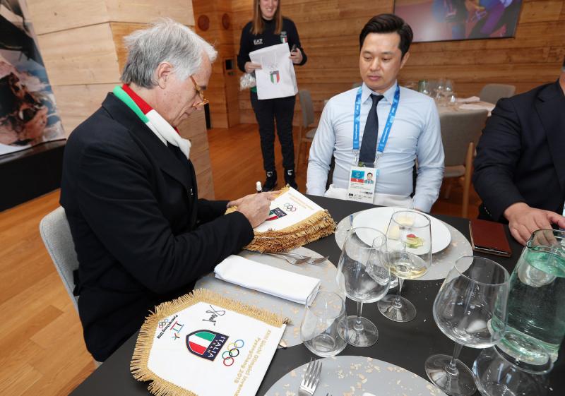 180212_027_rappresentanti_coreani_casa_italia_pagliaricci_-_gmt_20180212_1524704763 180212_027_rappresentanti_coreani_casa_italia_pagliaricci_-_gmt_20180212_1524704763