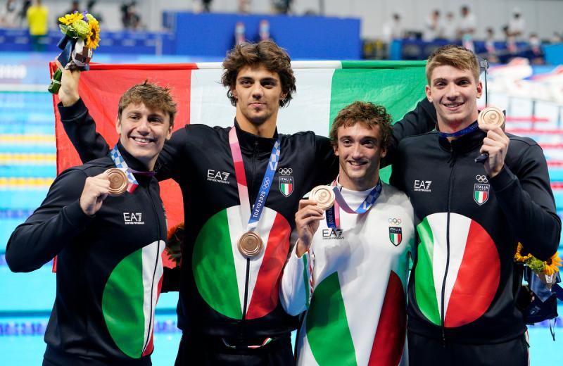 STAFFETTA mista 4x100misti uomini BRONZO foto Luca Pagliaricci GMT _TOK4047 copia STAFFETTA mista 4x100misti uomini BRONZO foto Luca Pagliaricci GMT _TOK4047 copia