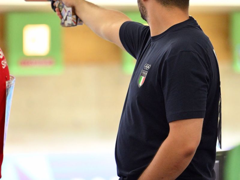 pistola m maldini monna foto mezzelani gmt05 pistola m maldini monna foto mezzelani gmt05