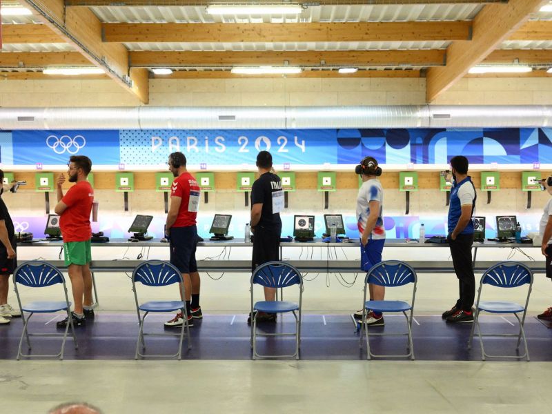 pistola m maldini monna foto mezzelani gmt31 pistola m maldini monna foto mezzelani gmt31