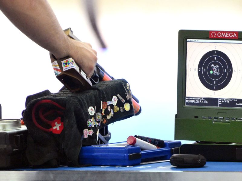 pistola m maldini monna foto mezzelani gmt44 pistola m maldini monna foto mezzelani gmt44