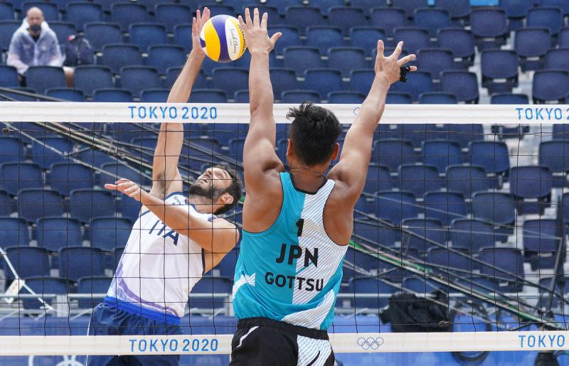 Beach Volley Lupo Nicolai Foto Luca Pagliaricci GMT TOK01713 copia Beach Volley Lupo Nicolai Foto Luca Pagliaricci GMT TOK01713 copia