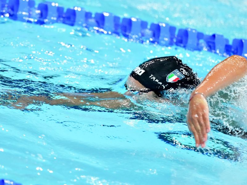 nuoto staffetta dx100m stile libero sfe06292 copia simone ferraro ph nuoto staffetta dx100m stile libero sfe06292 copia simone ferraro ph