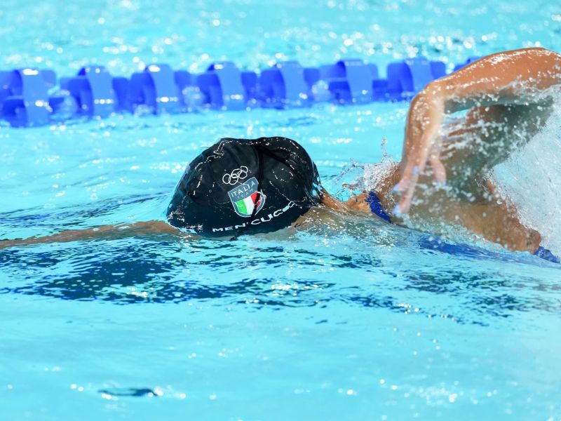 nuoto staffetta dx100m stile libero sfe06627 copia simone ferraro ph nuoto staffetta dx100m stile libero sfe06627 copia simone ferraro ph