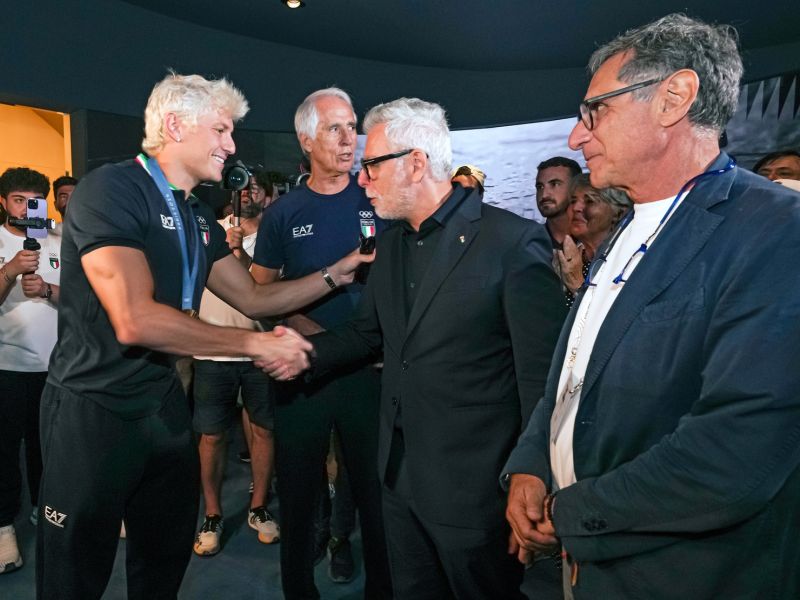 casa italia martinenghi oro nuoto sfb03430 copia simone ferraro ph casa italia martinenghi oro nuoto sfb03430 copia simone ferraro ph