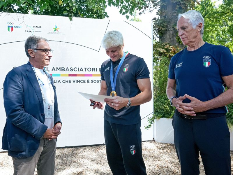 casa italia martinenghi oro nuoto sfb03468 copia simone ferraro ph casa italia martinenghi oro nuoto sfb03468 copia simone ferraro ph