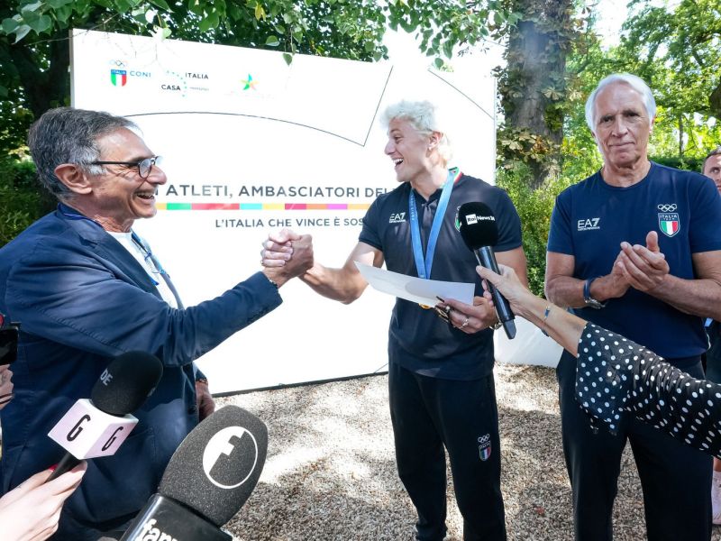 casa italia martinenghi oro nuoto sfb03484 copia simone ferraro ph casa italia martinenghi oro nuoto sfb03484 copia simone ferraro ph