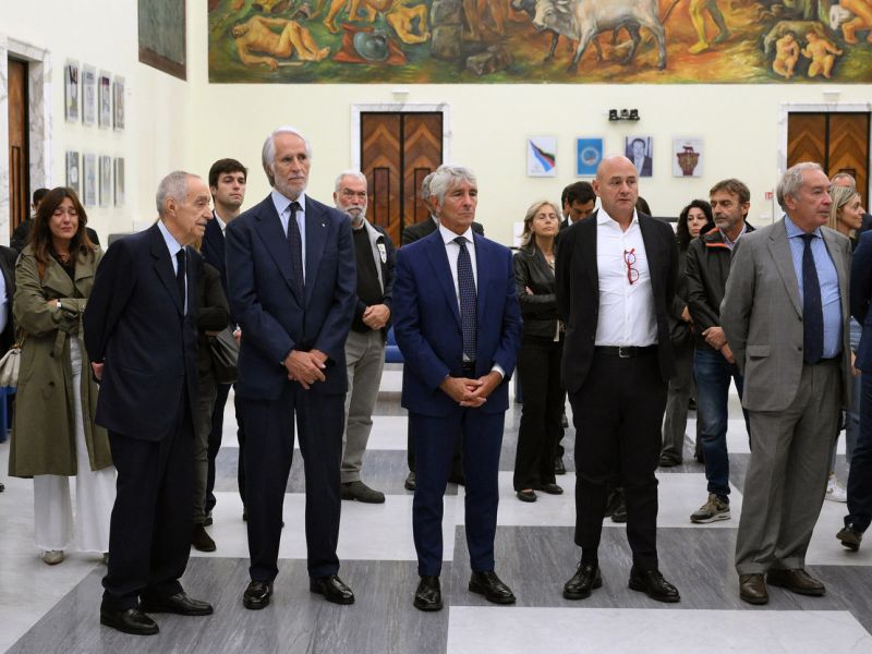 camera ardente chimenti foto mezzelani gmt  camera ardente chimenti foto mezzelani gmt