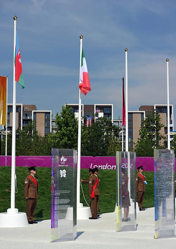 alzabandiera048 alzabandiera048