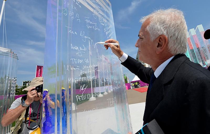 alzabandiera057 alzabandiera057