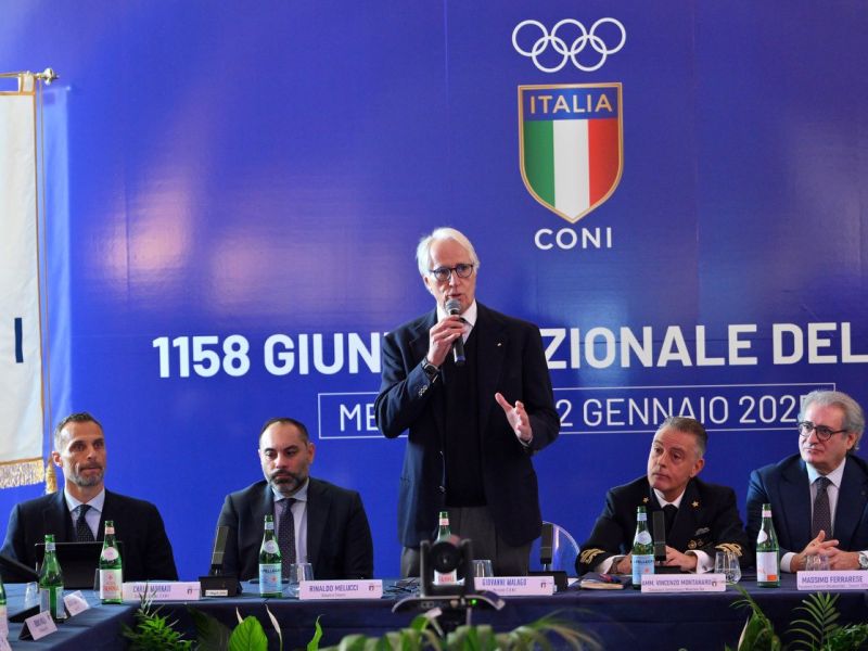 giunta taranto foto mezzelani gmt giunta taranto foto mezzelani gmt