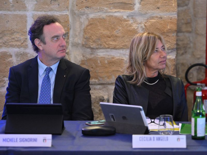 giunta taranto foto mezzelani gmt giunta taranto foto mezzelani gmt