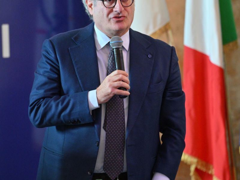 giunta taranto foto mezzelani gmt giunta taranto foto mezzelani gmt