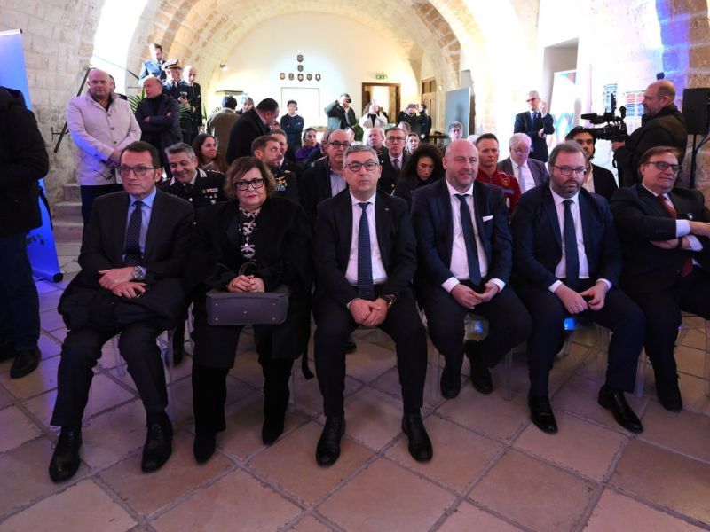 giunta taranto foto mezzelani gmt giunta taranto foto mezzelani gmt
