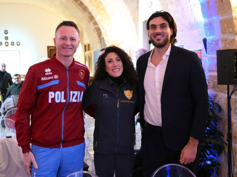 giunta taranto foto mezzelani gmt giunta taranto foto mezzelani gmt