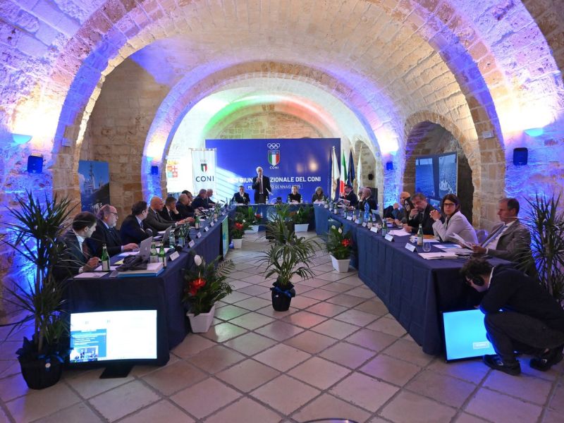 giunta taranto foto mezzelani gmt giunta taranto foto mezzelani gmt