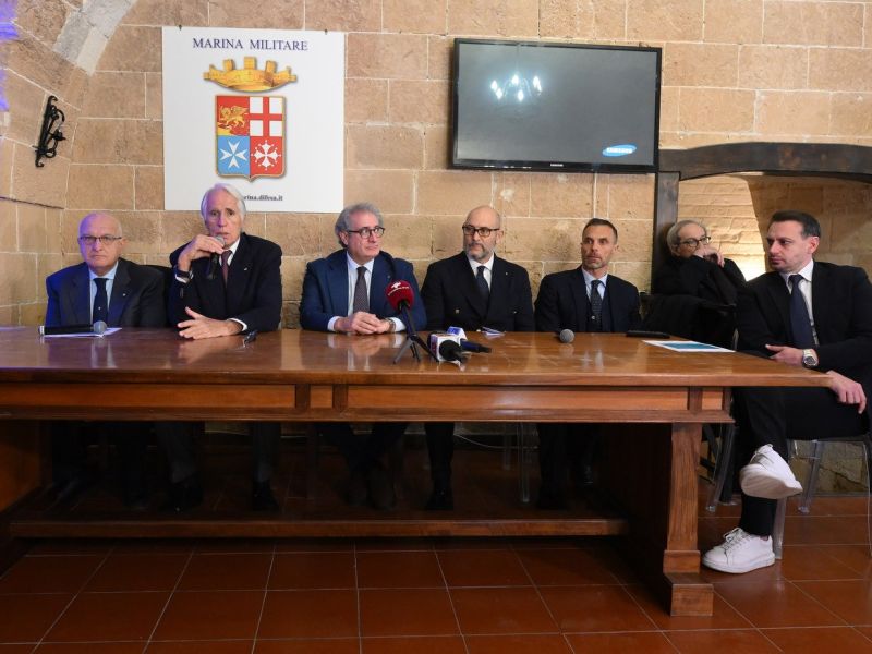 giunta taranto foto mezzelani gmt giunta taranto foto mezzelani gmt