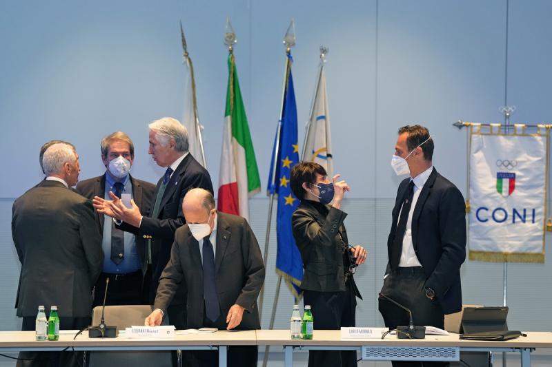 CONI GIUNTA foto Simone Ferraro SF104181 copia CONI GIUNTA foto Simone Ferraro SF104181 copia