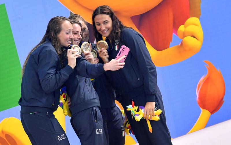 NUOTO 4x100m Mix D foto Simone Ferraro SFA_7801 copia NUOTO 4x100m Mix D foto Simone Ferraro SFA_7801 copia