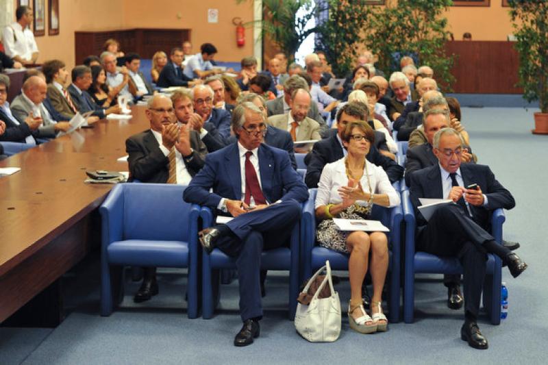 Libro Bianco dello Sport - Italia 2020 Libro Bianco dello Sport - Italia 2020