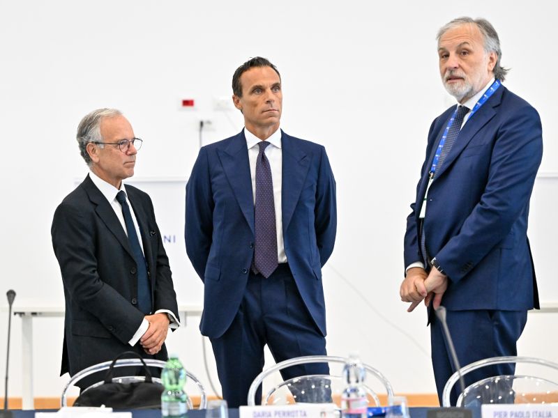 elezioni coni rdt foto di tondo coni elezioni coni rdt foto di tondo coni