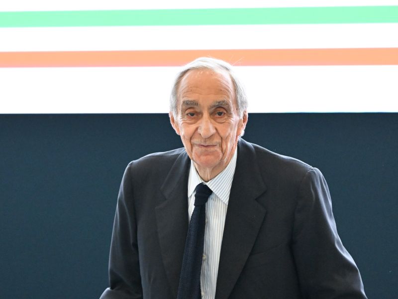 elezioni coni rdt foto di tondo coni elezioni coni rdt foto di tondo coni