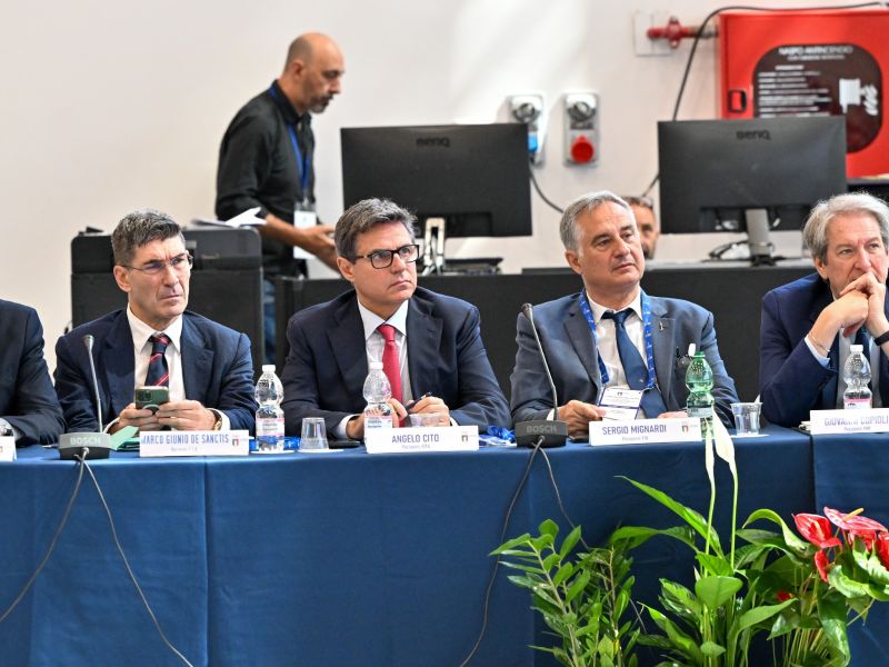 elezioni coni rdt foto di tondo coni elezioni coni rdt foto di tondo coni
