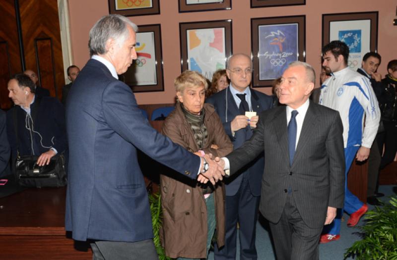 039 il presidente malago saluta gianni letta 039 il presidente malago saluta gianni letta